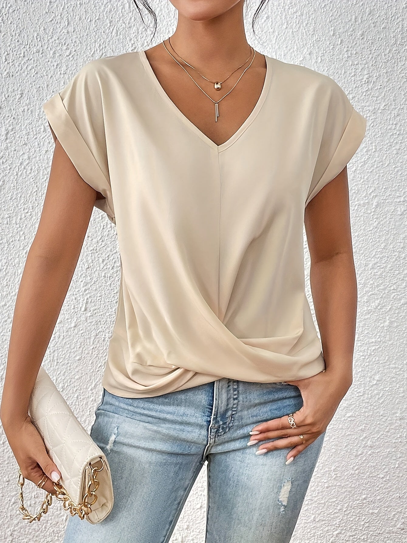 Chic V-Neck T-Shirt – Pink