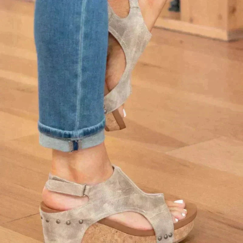 Women's Wide-Fit Comfort Sandals