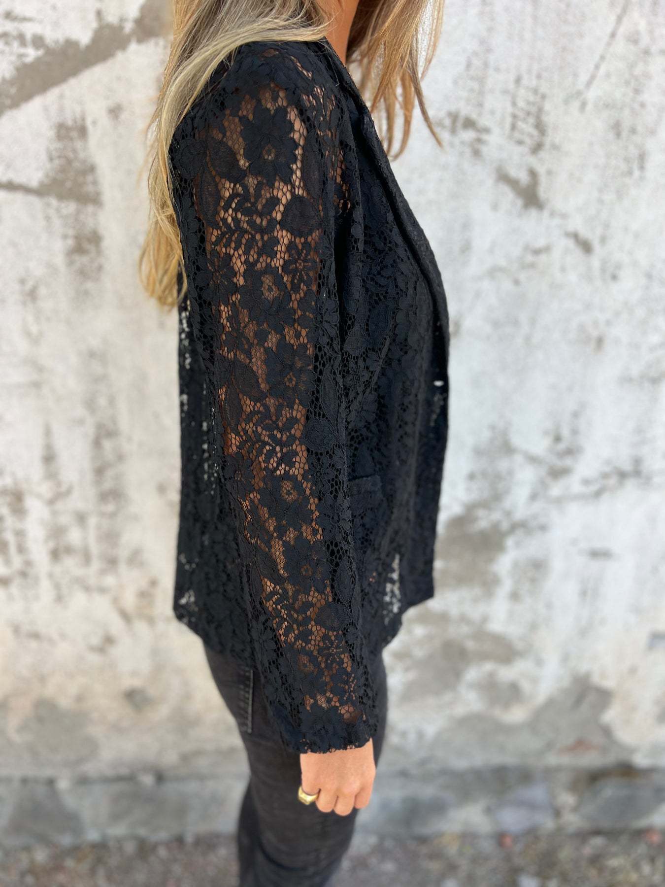 Lace Blazer – Black