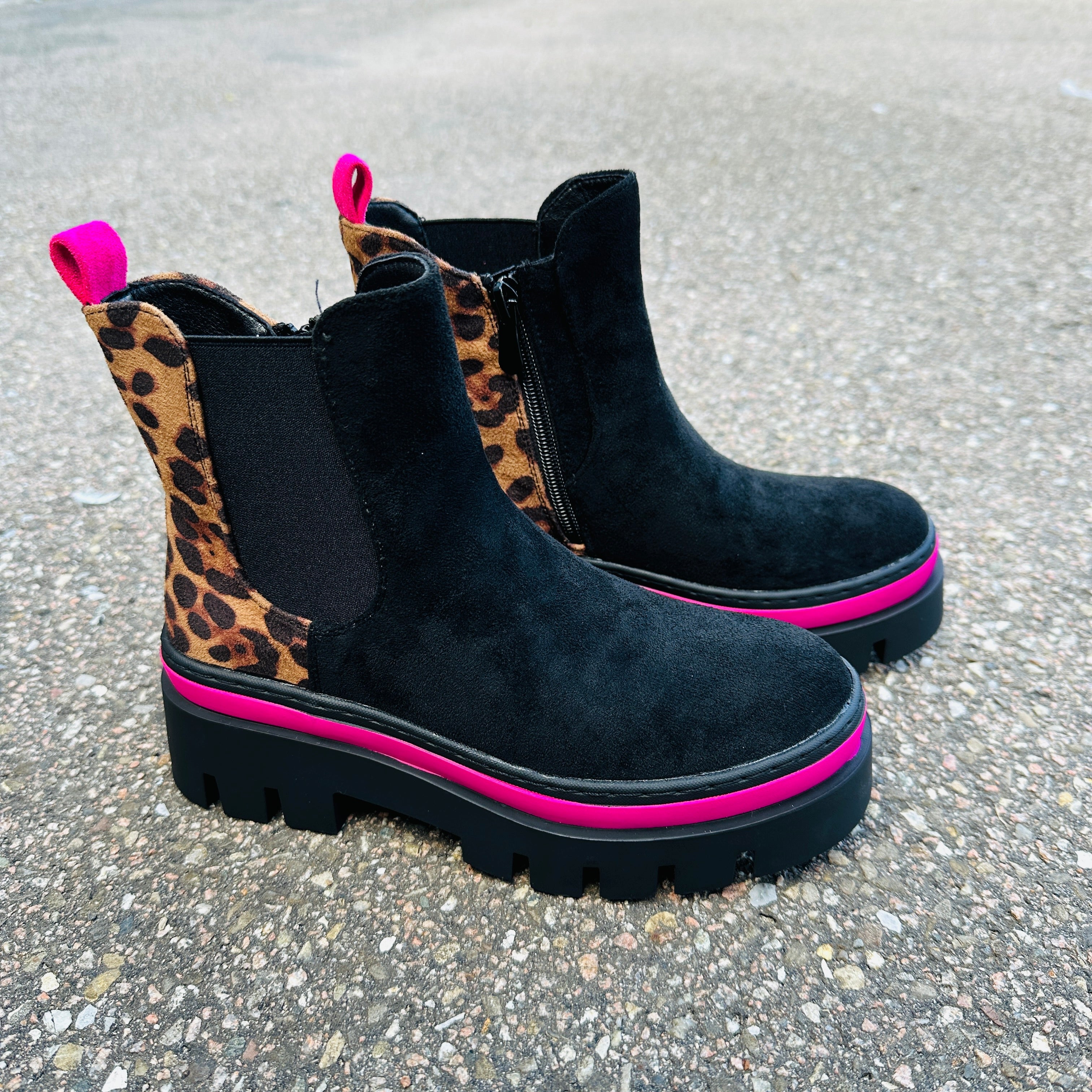Women's Fuchsia Ankle Boots