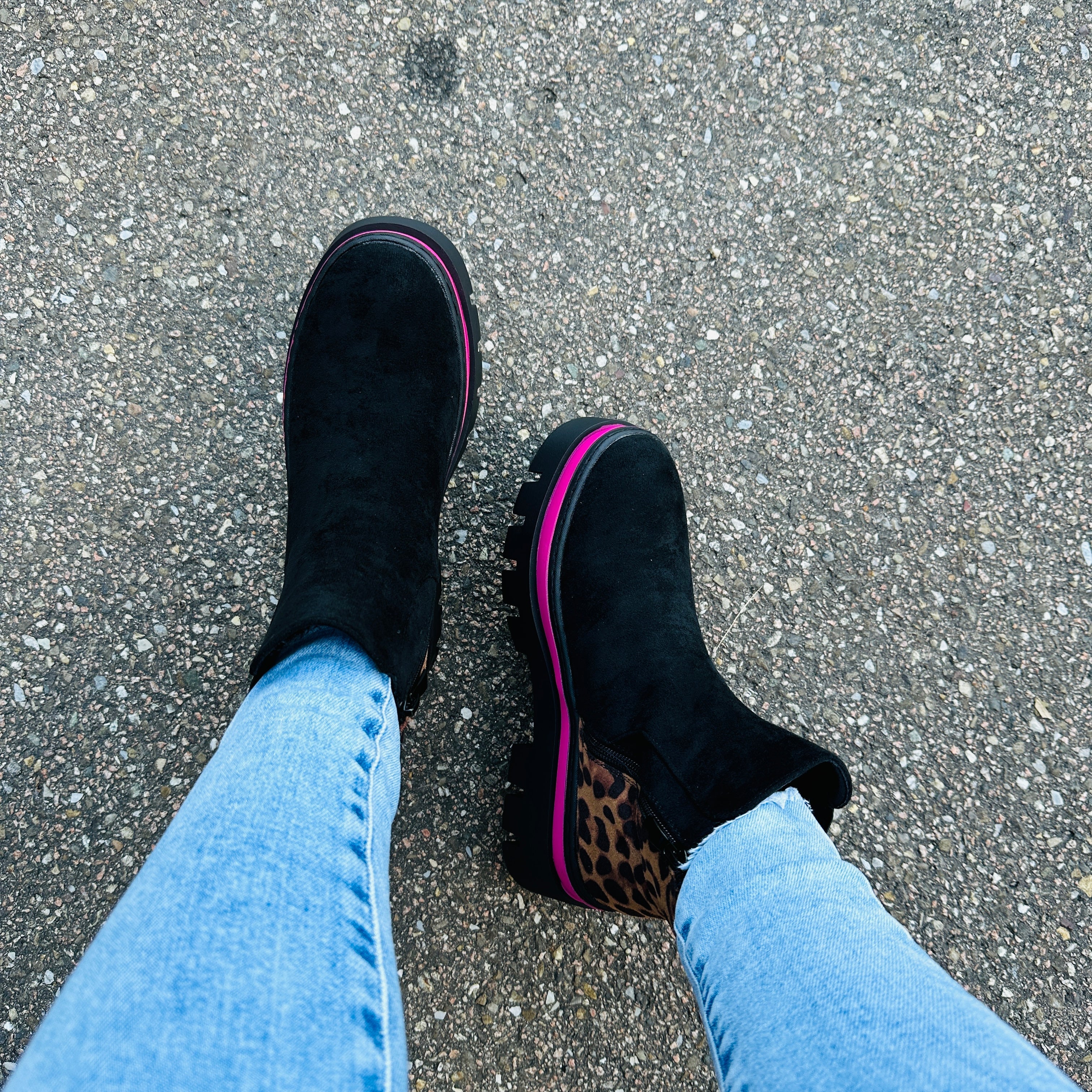 Women's Fuchsia Ankle Boots