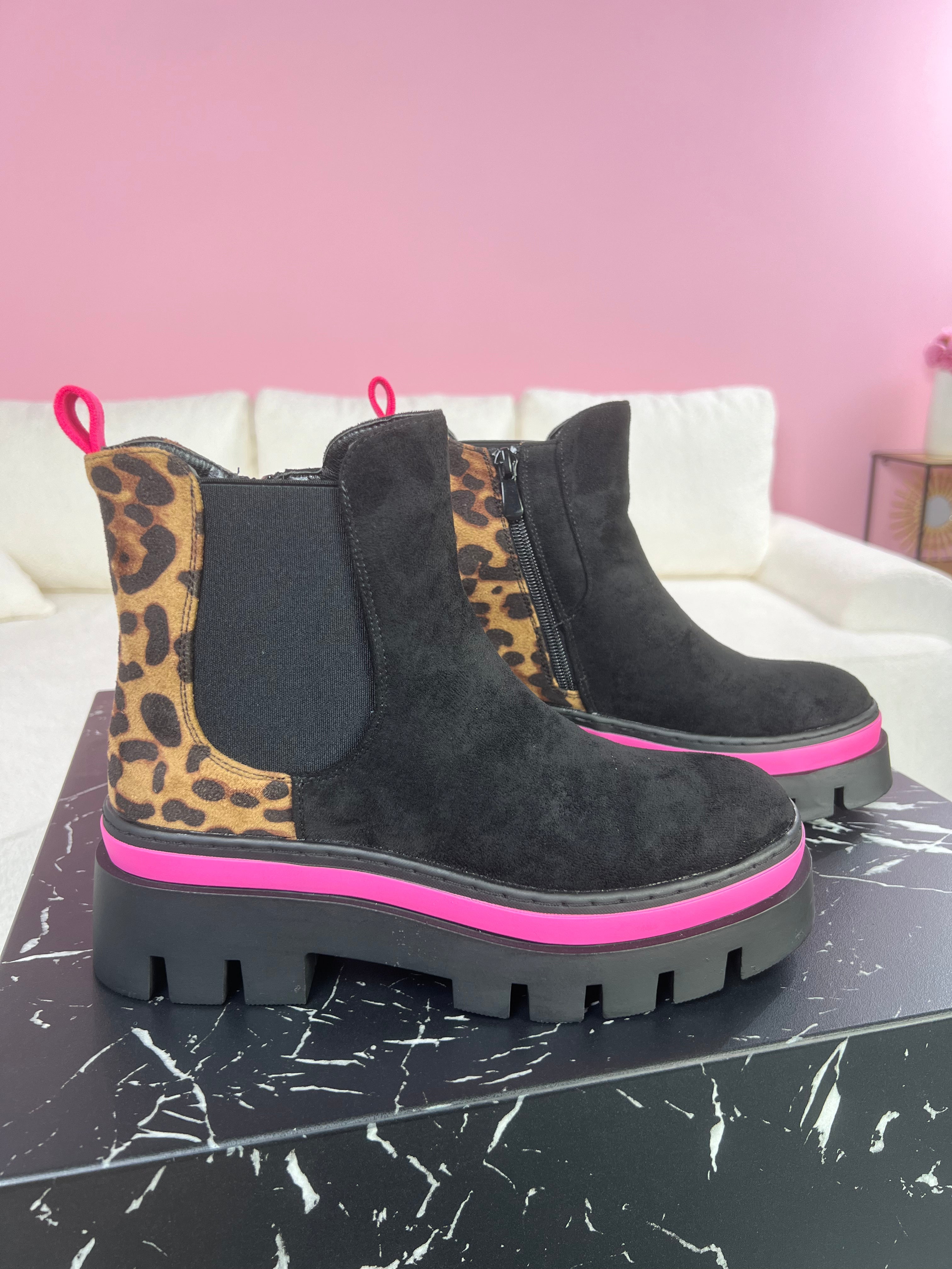 Women's Fuchsia Ankle Boots