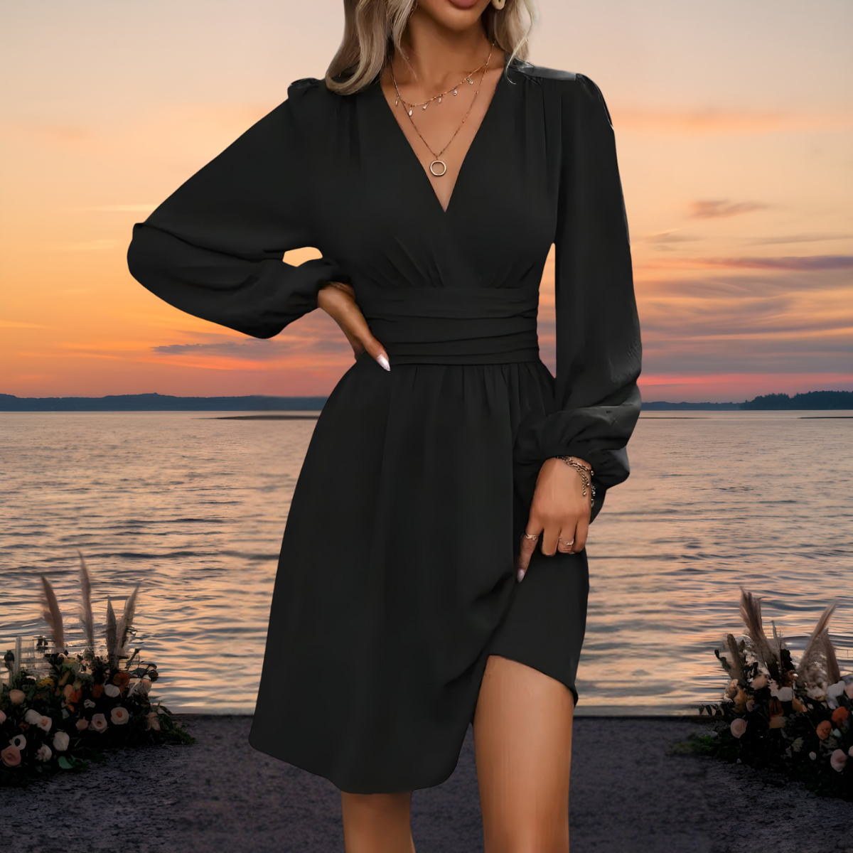 Women's Elegant Refined Dress – Black
