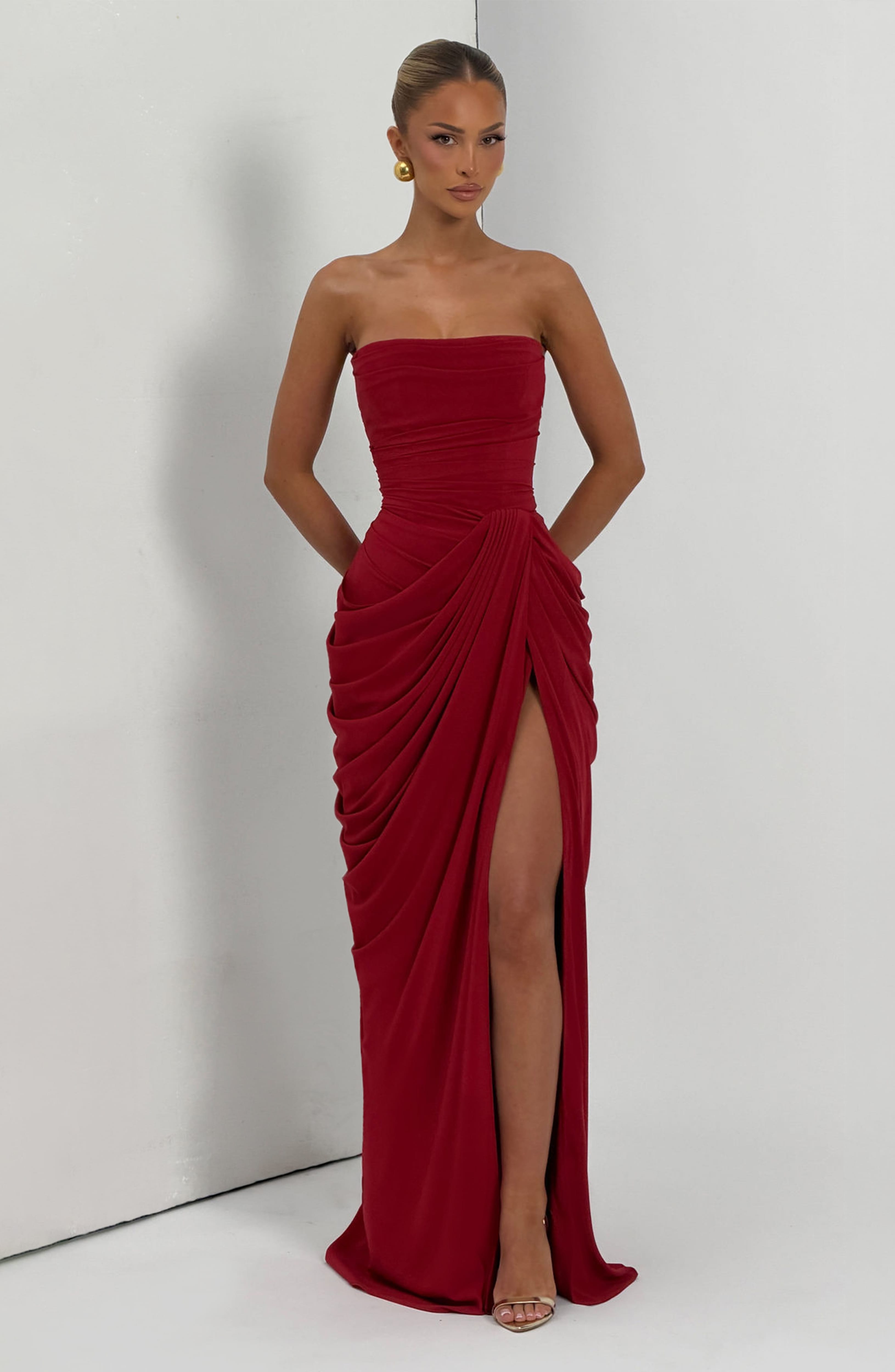 Cyra Maxi Dress – Deep Red