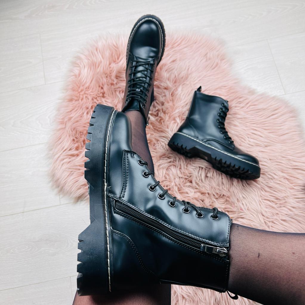 Women's Matte Finish Boots