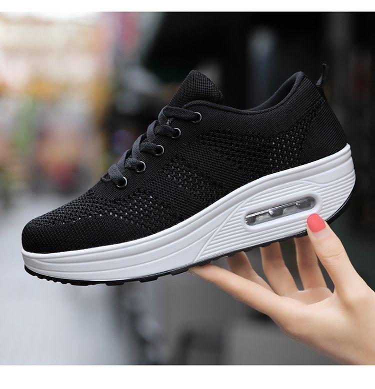Women's Breathable Slip-On Sneakers