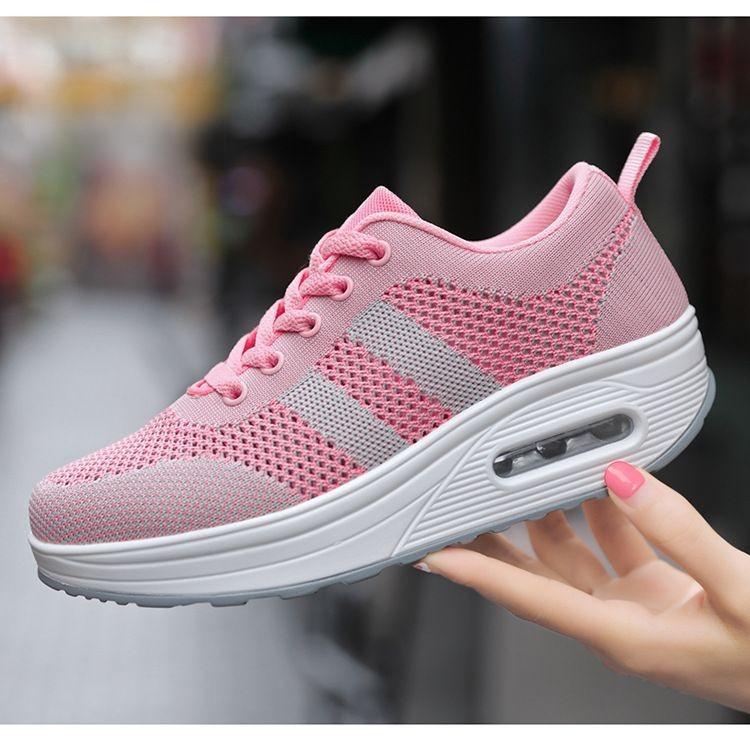 Women's Breathable Slip-On Sneakers