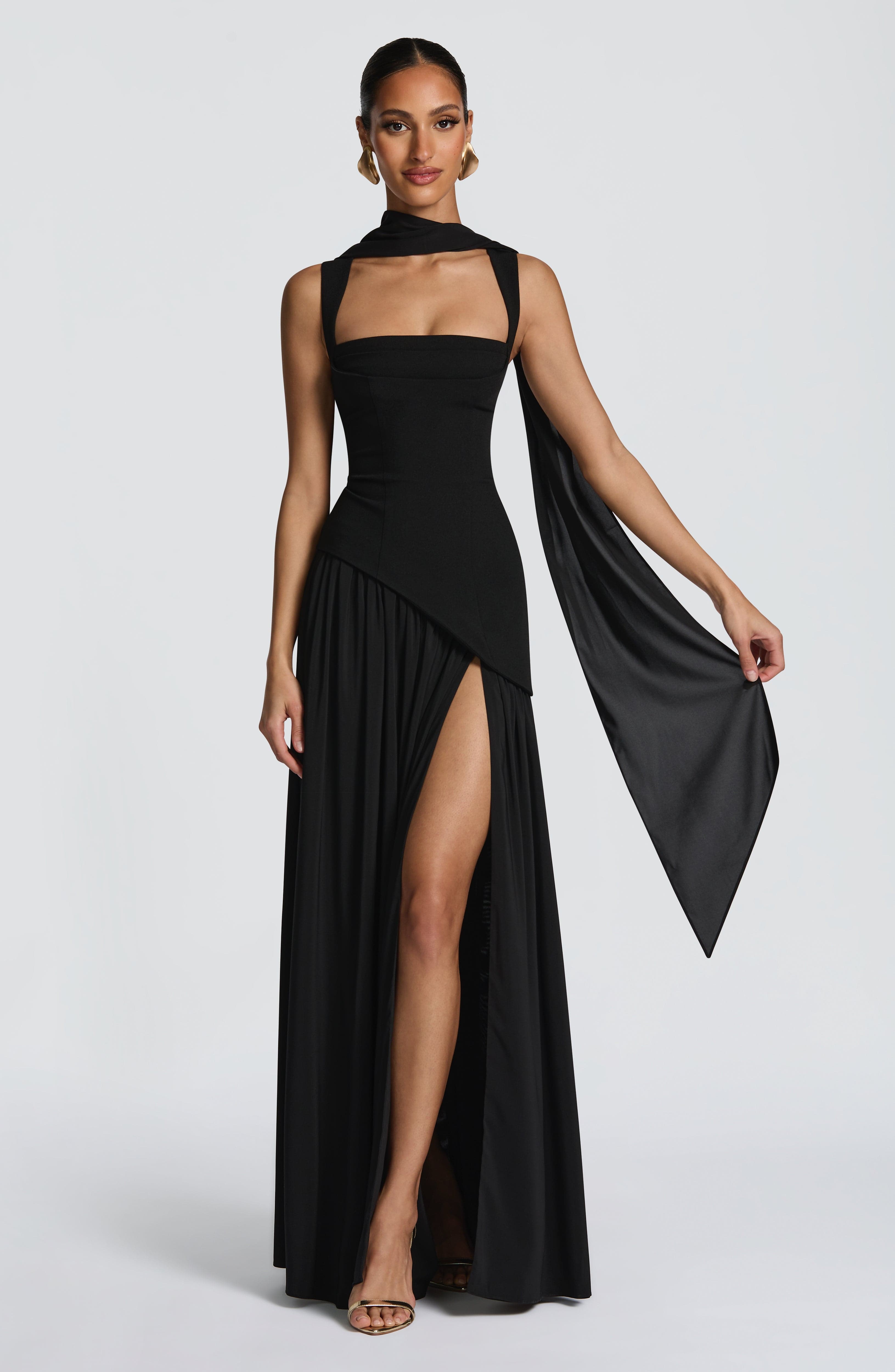 Tullulah Maxi Dress – Black